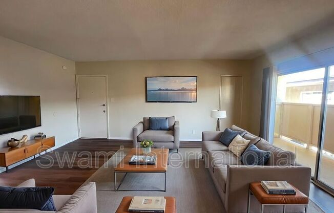 633 S. Walnut Street