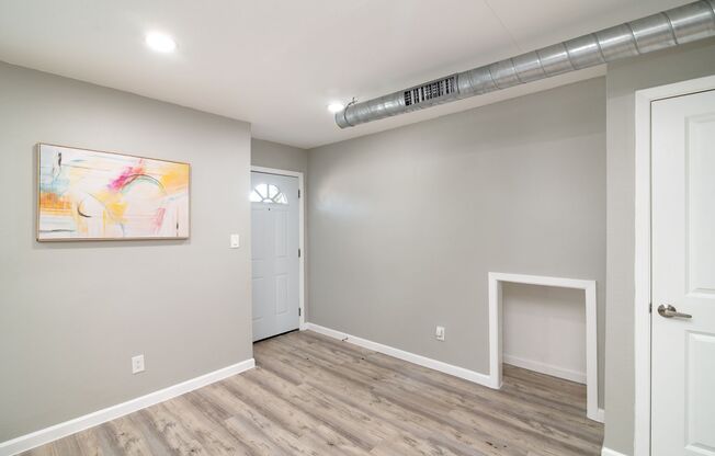 2 beds, 2 baths, 959 sqft, $1,950