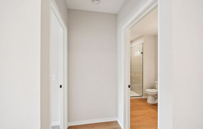 1 bed, 1 bath, 1,031 sqft, $3,045, Unit 310