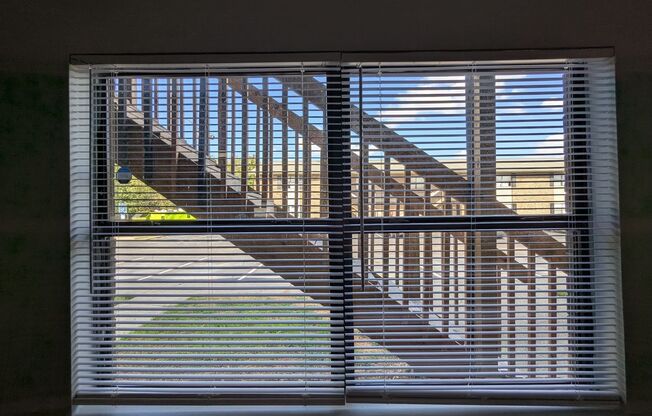 2 beds, 1 bath, 855 sqft, $1,049, Unit 3366-07