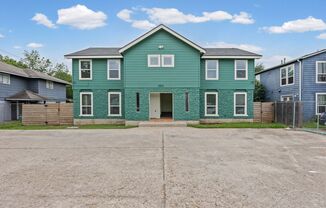 2615 Ektom Drive