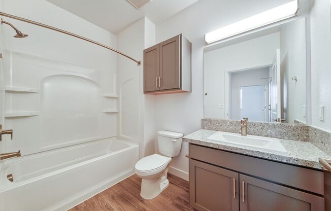 2 beds, 2 baths, 1,012 sqft, $1,810, Unit 122