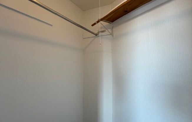 2 beds, 2 baths, 1,075 sqft, $1,500, Unit 706