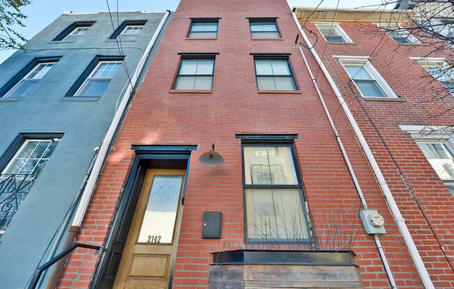 2142 E Arizona St