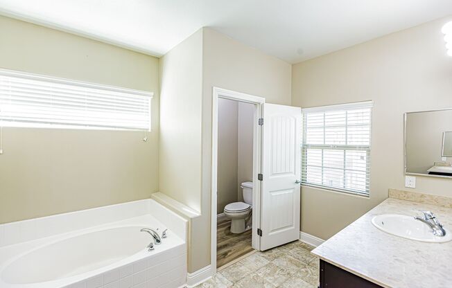 3 beds, 3 baths, $2,200