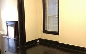 1 bed, 1 bath, 1,155 sqft, $850, Unit 2848 Wyoming Apt 1F