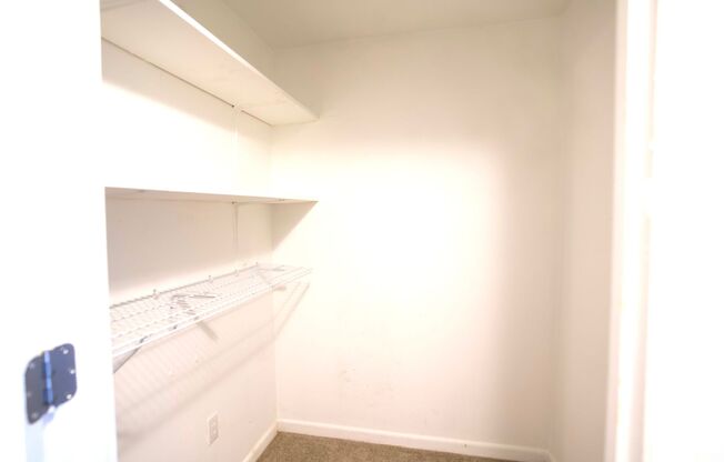 1 bed, 1 bath, 775 sqft, $2,050, Unit 10-2