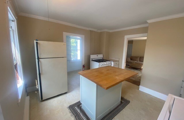 1 bed, 1 bath, 675 sqft, $2,000, Unit 2