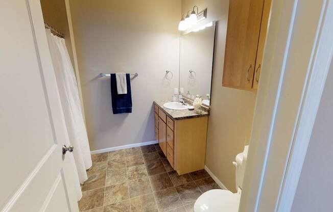 bathroom 