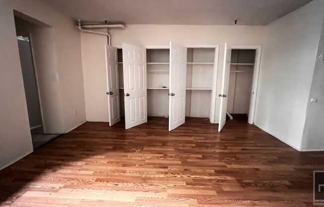 453 W 148 ST