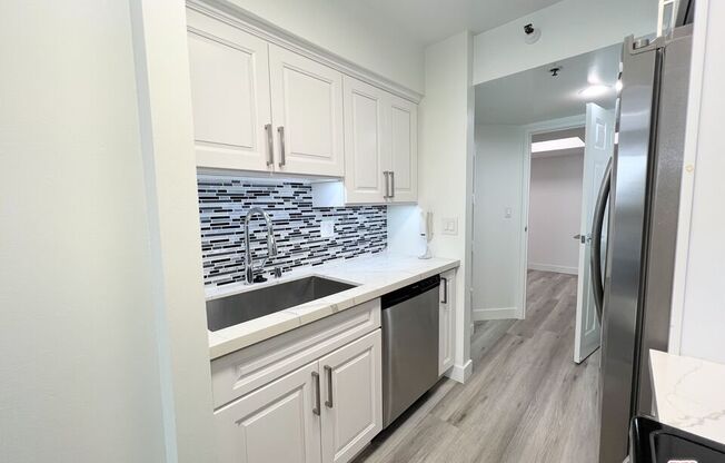 2 beds, 2.5 baths, 1,947 sqft, $6,595, Unit 1002