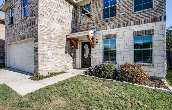 2225 SPLENDOR CT
