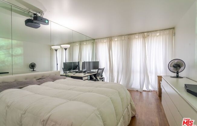 2 beds, 2 baths, 1,172 sqft, $4,550, Unit 1105