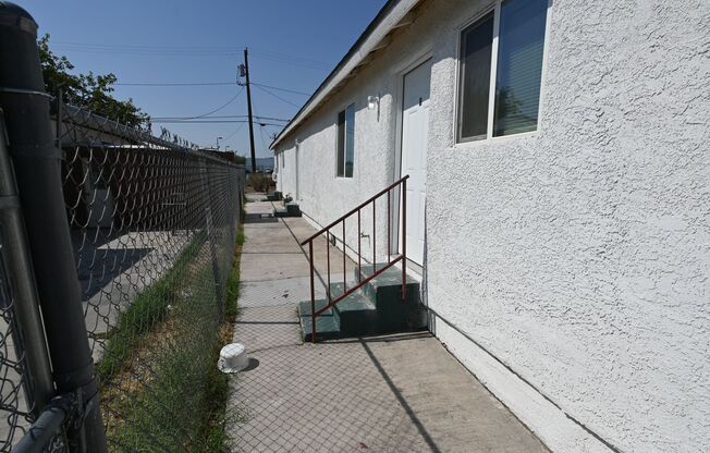 3 Bedroom Apartment -NO PETS -2830 Cedar St