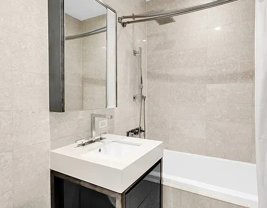 2 beds, 2 baths, $8,250, Unit 37F