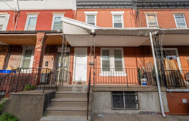 Newly Rehabbed 4 bedroom 2 full bathrooms passed PHA inspection