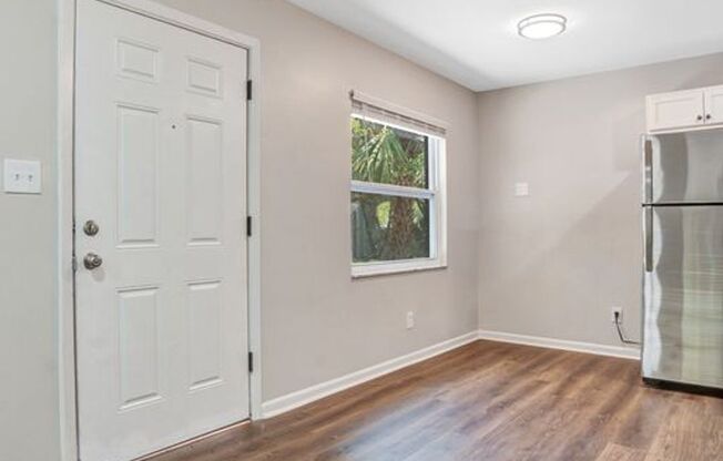 2 beds, 1 bath, 775 sqft, $1,999, Unit 522