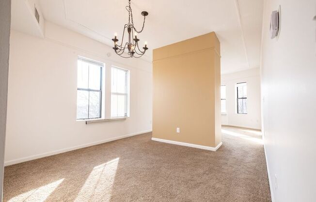 14 ESSEX ST