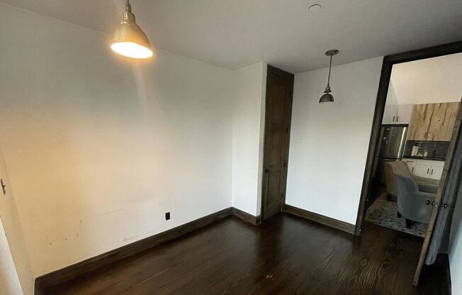 3 beds, 2 baths, $3,600, Unit 4-F