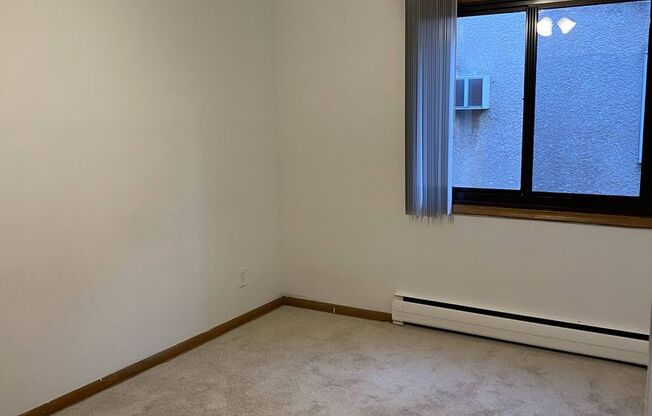 2 beds, 1 bath, 875 sqft, $1,349, Unit 2700h-204