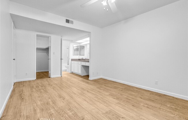 2 beds, 2 baths, 883 sqft, $2,450, Unit 130C