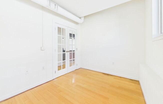 2 beds, 2 baths, 862 sqft, $1,585, Unit 4H