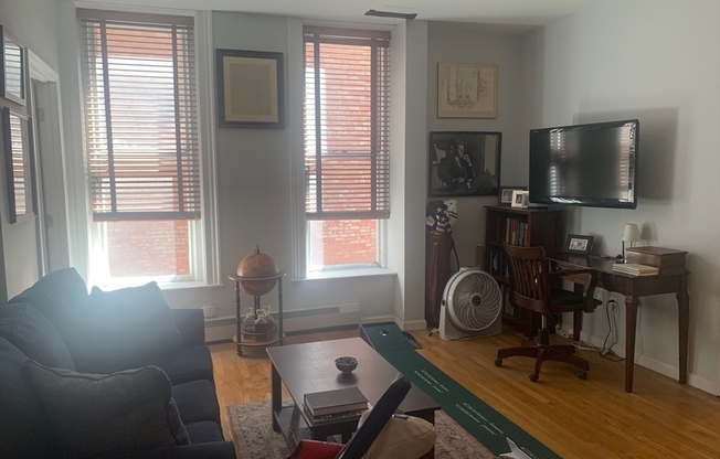 1 bed, 1 bath, 525 sqft, $3,000, Unit 26