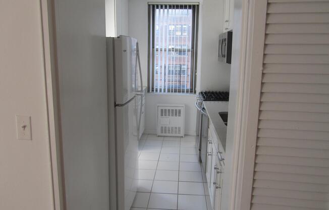 2 beds, 2 baths, 1,200 sqft, $8,100, Unit 7A