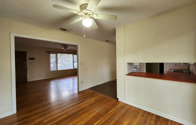 3 beds, 1 bath, $1,550