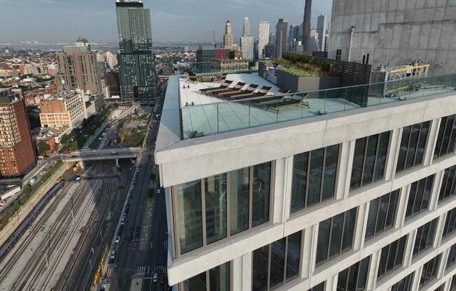 2 beds, 1 bath, $5,495, Unit 24D