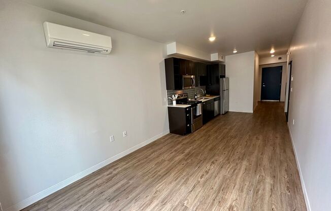 1 bed, 1 bath, 509 sqft, $2,100, Unit Unit 305