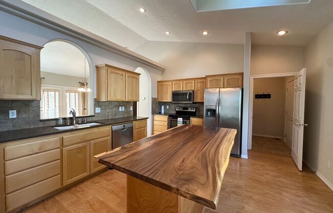 Spacious One-Level Living – 3 Bedrooms, 2 Baths, Central Valley School District