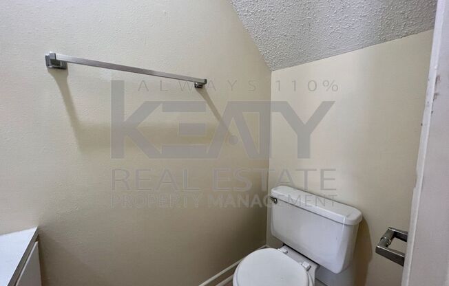 2 beds, 1.5 baths, 1,000 sqft, $775, Unit C