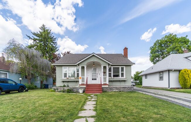 2 Bed 1 Bath Single Family Home on Spokane South Hill!