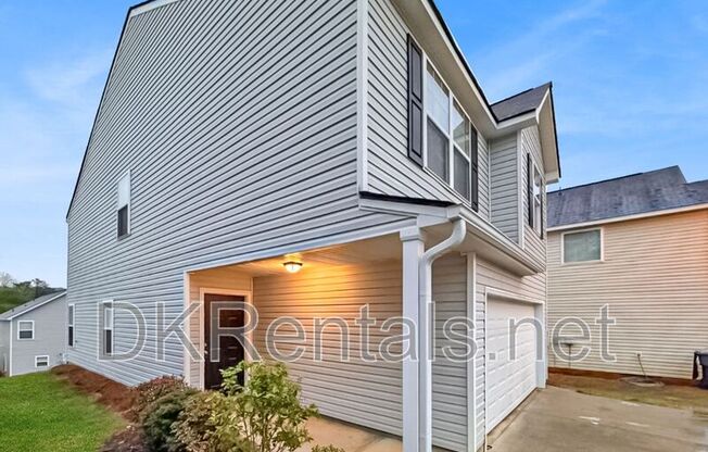 18 EVERETT CIR