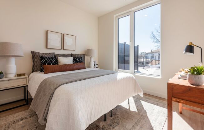 1 bed, 1 bath, 587 sqft, $2,200, Unit 403