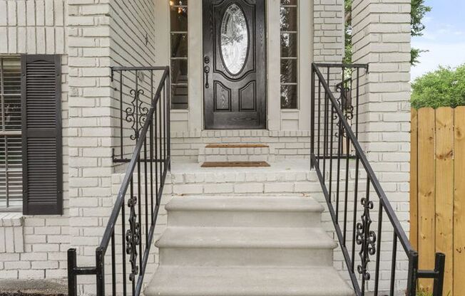 Beautiful just remodeled from top to bottom house in Pearland TX