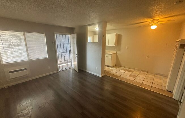 1 bed, 1 bath, 543 sqft, $1,250, Unit Apartment 05