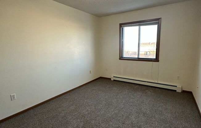 2 beds, 1 bath, 900 sqft, $825, Unit 311