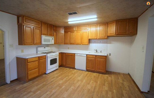 1421 Ross St.