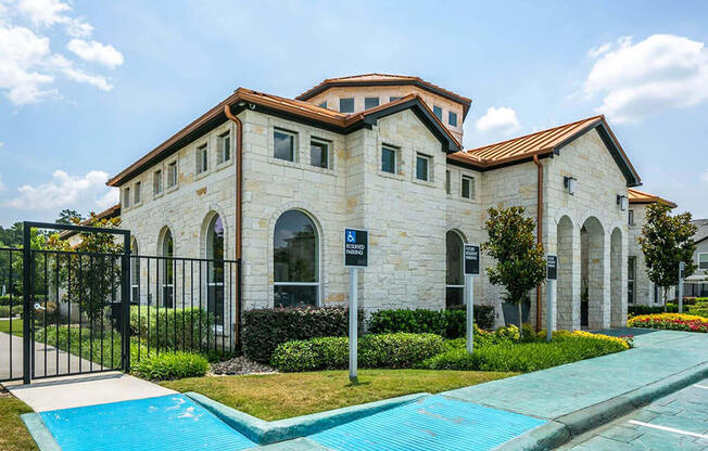 Exteriors at Berkshire Woodland, Conroe, Texas