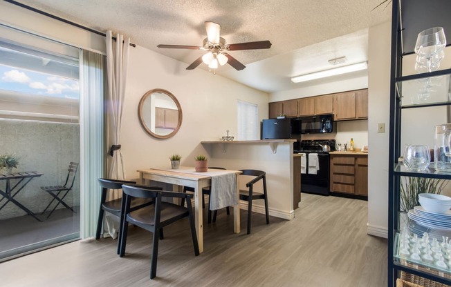 Dining Area at Murietta at ASU, Arizona 85281