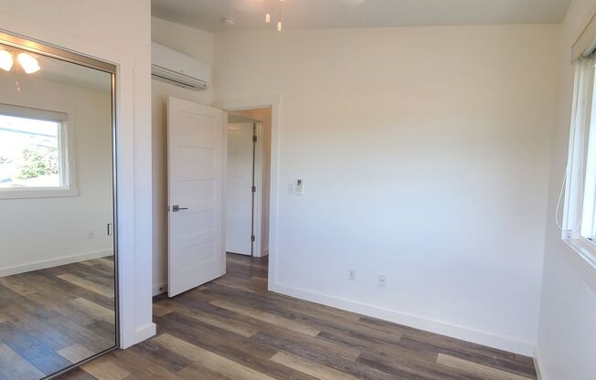 2 beds, 1 bath, $3,100