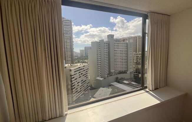 1 bed, 1 bath, $3,000, Unit # 2003