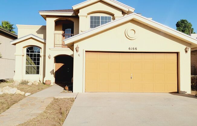 Beautiful 4 bedroom 2 bath home in West El Paso!