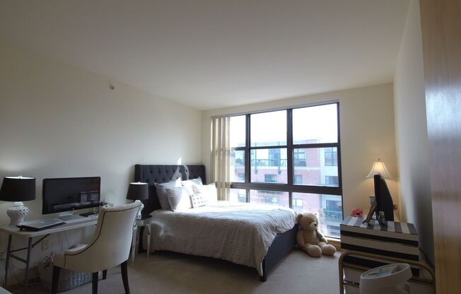 2 beds, 2.5 baths, 1,560 sqft, $3,295, Unit 402