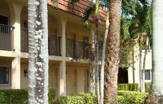 Now Leasing – 1 Month FREE!