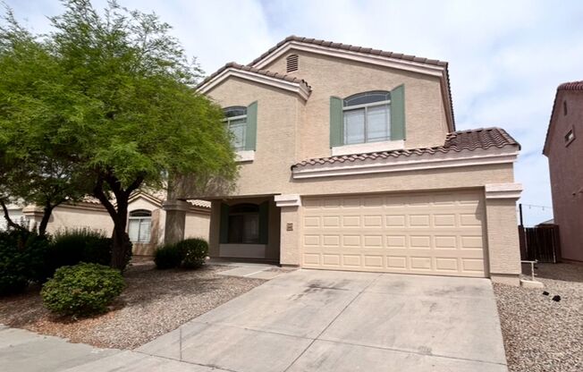 5 bedroom + Large LOFT 3 full bathrooms!