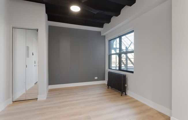 Studio, 1 bath, 250 sqft, $1,350, Unit 3B