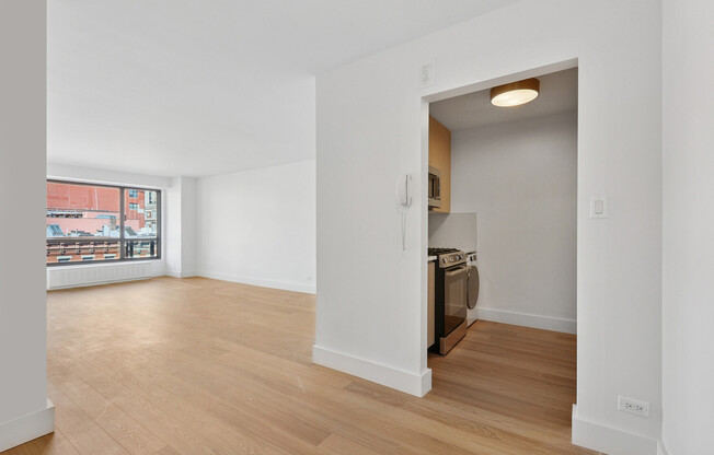 1 bed, 1 bath, $6,450, Unit 4H